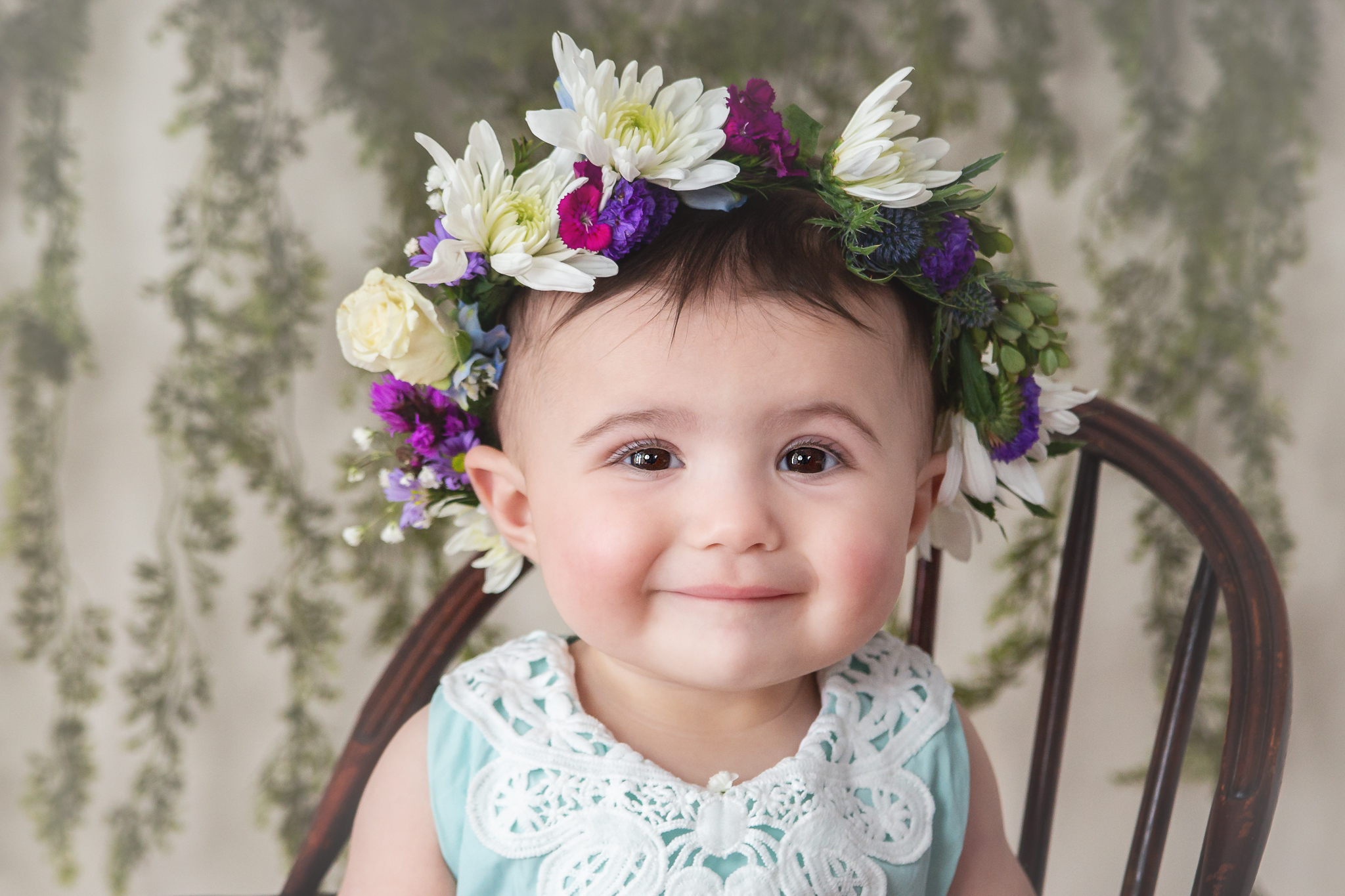Photography session-Studio Sitter-Watch Me Grow-Baby-Child-Model-Photography-milestone-8 month-vines-flowers-ingleside-crystal lake-illinois-portrait