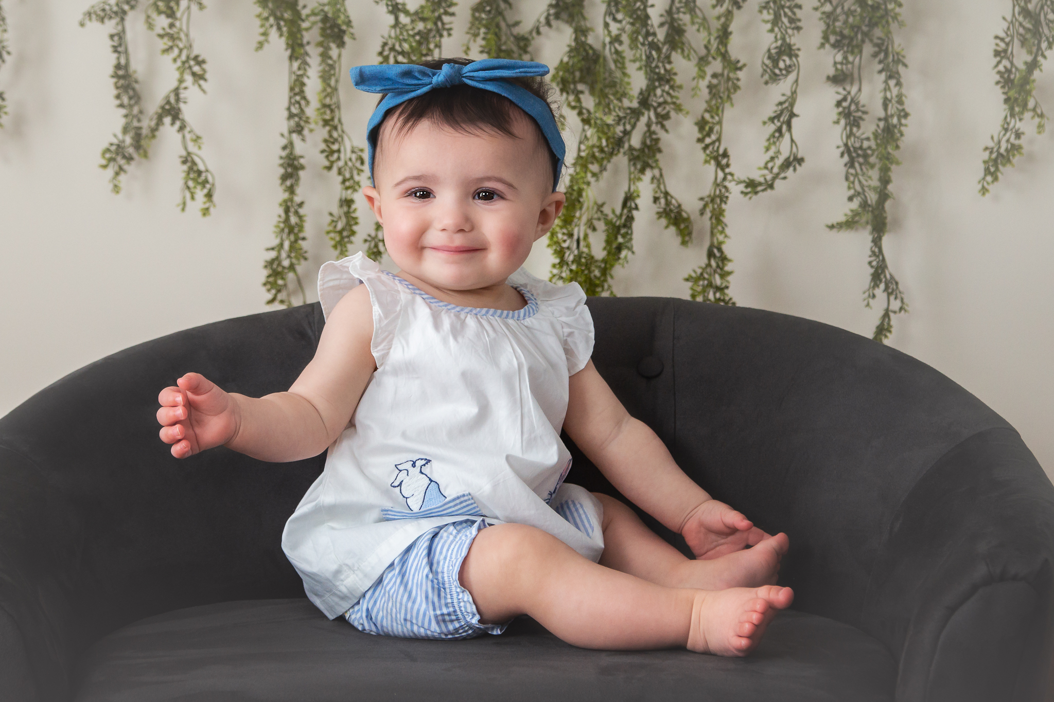 E's Studio Sitter Session, Watch Me Grow, Baby, Child, Model, Photography, Session, Casi Ann Photography, studio, 6 month, 9 month, milestone, sitter, 8 month, flower crown, halo, vines, flowers, ingleside, crystal lake, illinois, portrait, kids