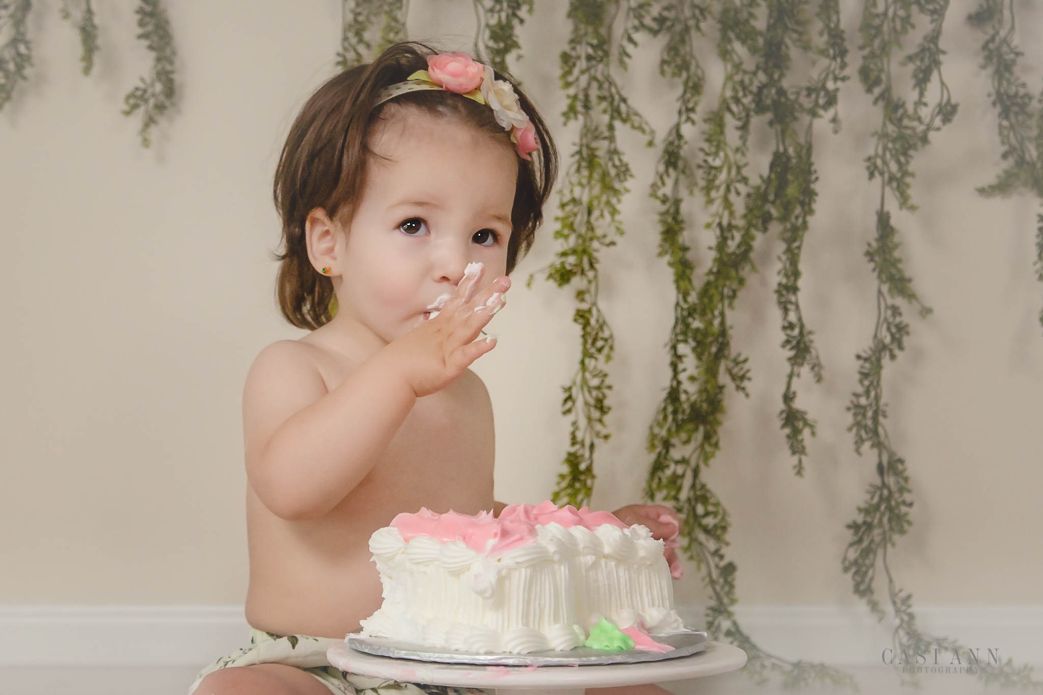 L's Birthday Cake Smash Session, mommy and me, daddy and me, sisters, siblings, girls, birthday, Studio Sitter Session, Watch Me Grow, Baby, Child, Photography, Session, Casi Ann Photography, studio, 12 month, milestone, sitter, 1 year, romper, vines, lemons, Ingleside, Lindenhurst, Illinois, portrait, kids, 3 years