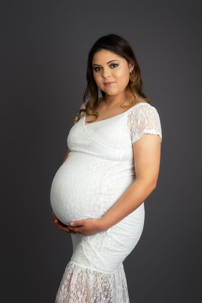 Maternity photography-Fox Lake-IL-Illinois-Photography-Photographer-photoshoot-pregnancy
