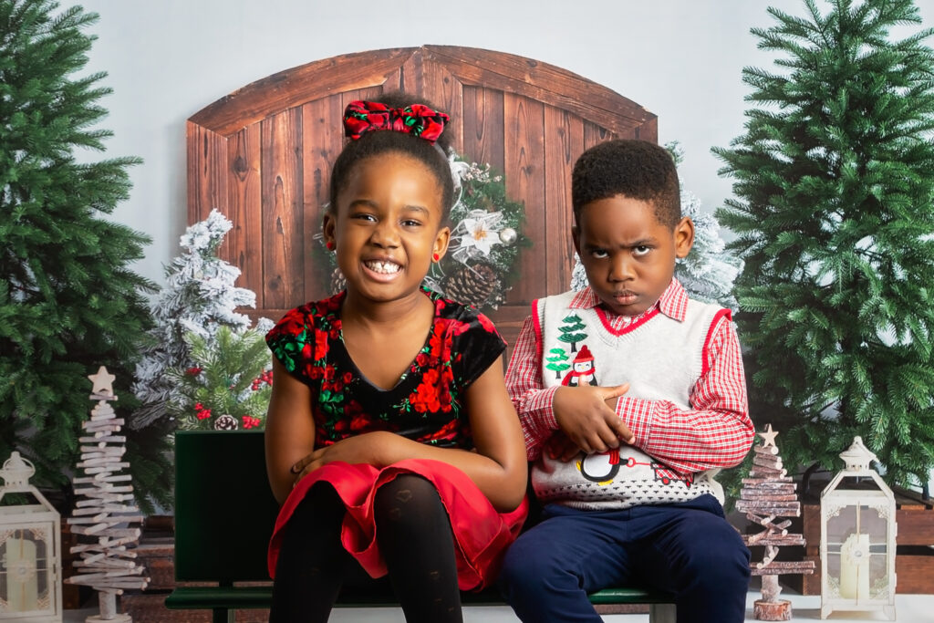 Christmas photoshoot-family-child-photographer-Lake County IL-Illinois-Photography-Ingleside-studio