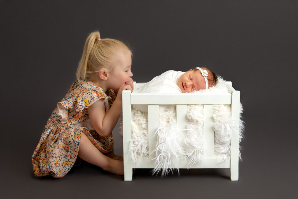 Newborn Photographer-Sibling-Grayslake-Ingleside-Studio-Family photographer-Photography-40